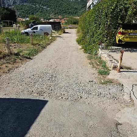 Antica No 3 شقة Komiža